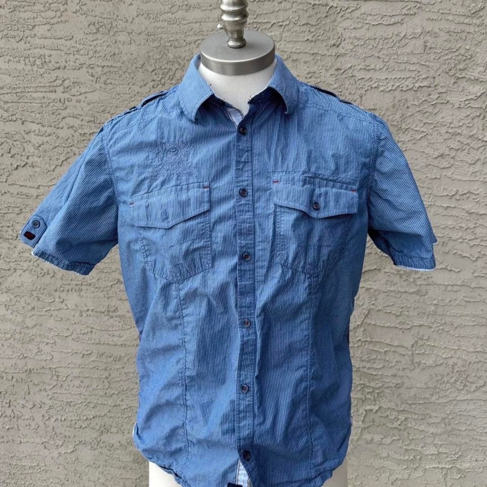 POINT ZERO ORANGE LABEL "BLUE PINSTRIPE" SHORT SLEEVE BUTTON UP